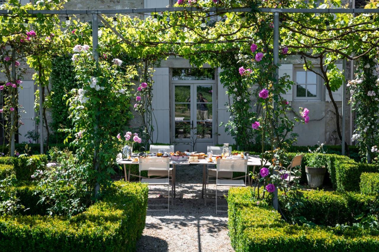 Maison Le Sepe - Vignoble Bio Et Maison D'Hotes Sainte-Radegonde  Buitenkant foto