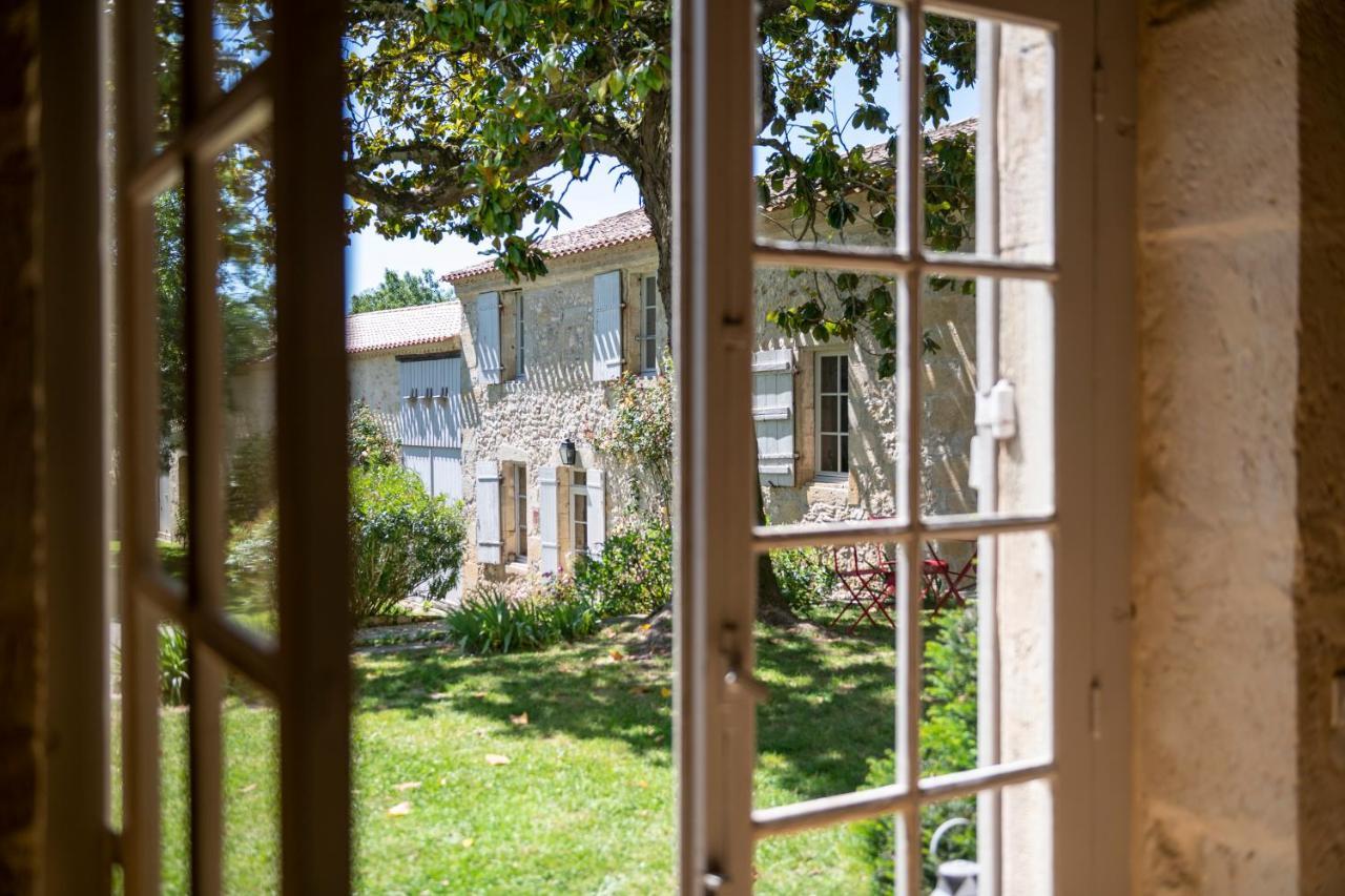 Maison Le Sepe - Vignoble Bio Et Maison D'Hotes Sainte-Radegonde  Buitenkant foto