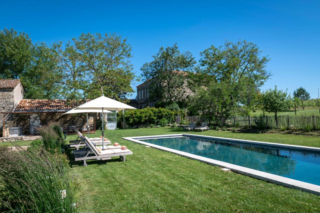 Maison Le Sepe - Vignoble Bio Et Maison D'Hotes Sainte-Radegonde  Buitenkant foto
