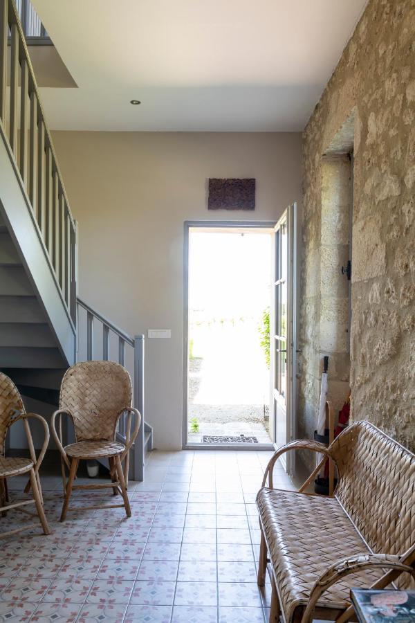 Maison Le Sepe - Vignoble Bio Et Maison D'Hotes Sainte-Radegonde  Buitenkant foto